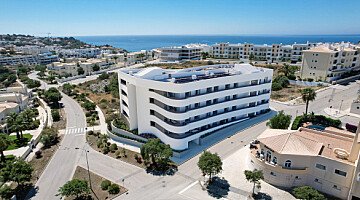 New luxury apartments close to the beach