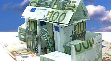 La lista di controllo legale per l'acquisto di proprietà in pioggia in Portogallo