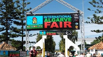 Portugal ' s Algarve Fair um sucesso para as empresas locais