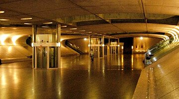 Grande apertura della nuova stazione della metropolitana dell'aeroporto