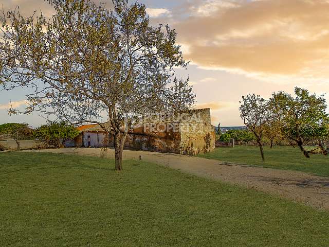 Large Plot of Land with Sea View in Boliqueime
