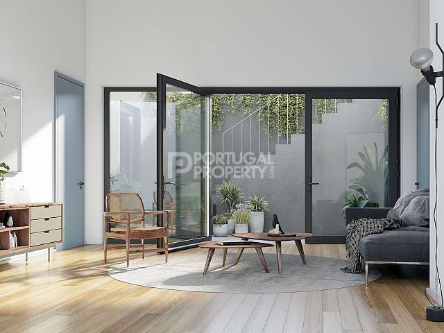 Three Bedroom Duplex Apartment With Stunning Views