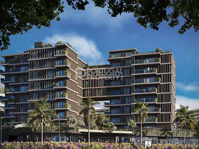 Commercial Space In Prime Location, Funchal Madeira