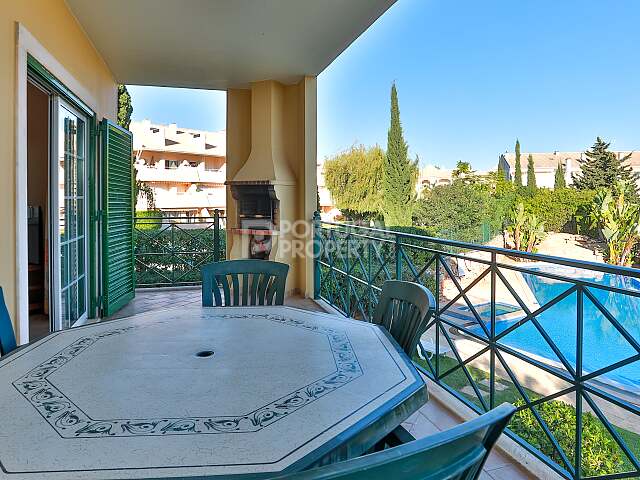 Encantador Apartamento de Dois Quartos no Coração de Vilamoura