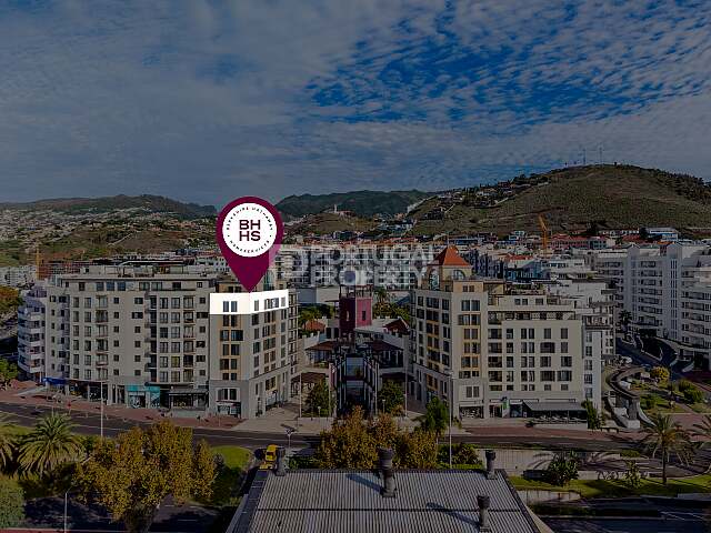Modern 2-Bedroom Apartment With Ocean Views In Forum Madeira