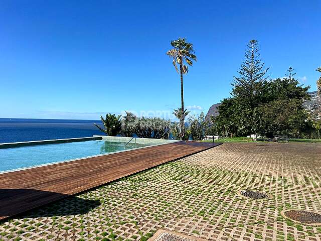 Three Bedroom, Elegant Condominium, Funchal