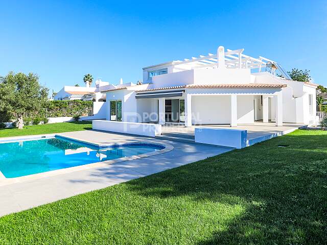Elegant Single-storey Villa In Vilamoura（维拉摩拉典雅单层别墅）
