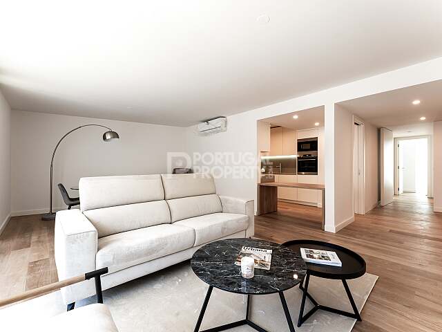 Fantastic Investment Opportunity T3 Apartment in Olaias, Lisbon