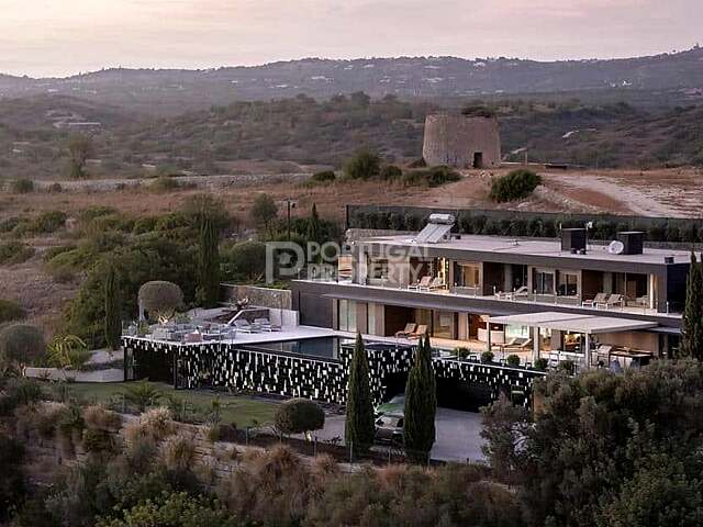 Moradia contemporânea de luxo com 6 quartos e vista para o mar perto de Vilamoura