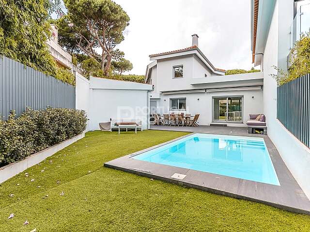 Luxe et confort dans le Bairro do Rosário : la maison de vos rêves à Cascais