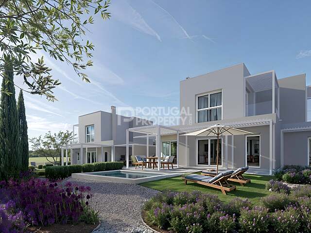 Villa bifamiliare T2+1 con piscina privata nel famoso golf resort