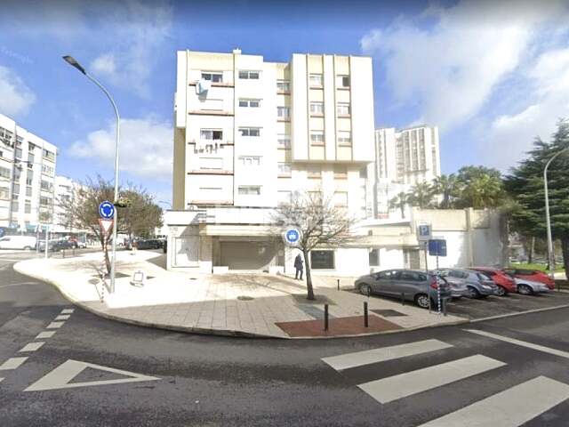 Spacious Commercial Property