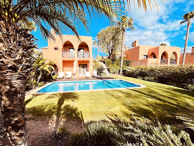Exquisite Modern 3 Bed Villa On Prestigious Golf Resort