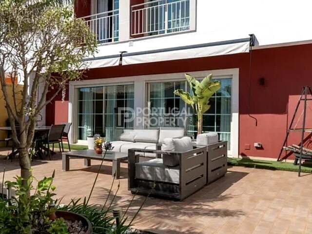 Charming 5-Bedroom Villa In Moncarapacho