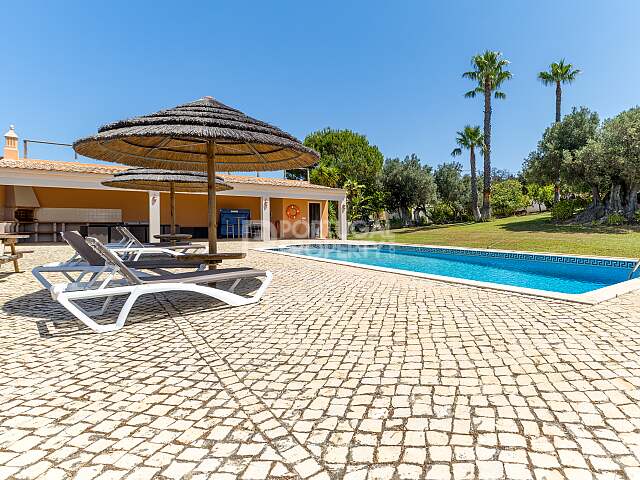 Fantastic Villa With Sea Views, Pool And Tennis Court