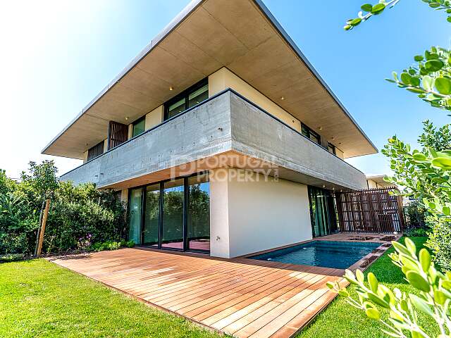 Luxury 3-Bedroom Villa in Sandwoods Eco-Living — Next to Quinta da Marinha, Cascais