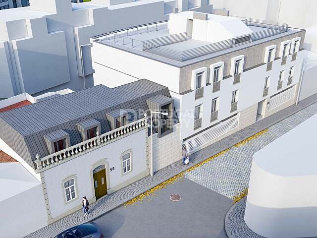 Historic Villa + Approved Construction Project In The Heart Of Loulé