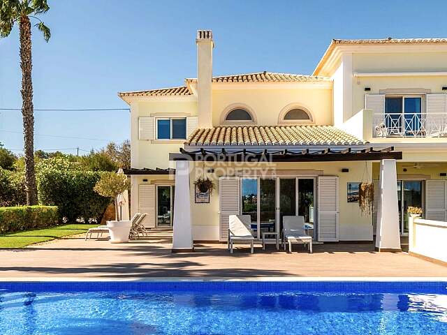 Stunning V4 Sea View Villa With Pool And Garden Near Olhão