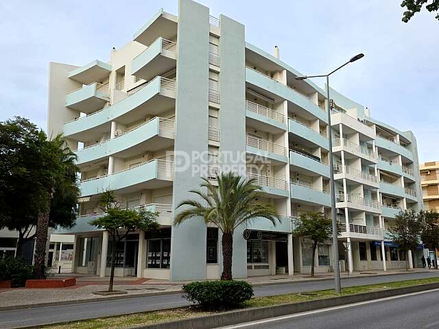 Gemütliche T1-Wohnung nur wenige Schritte vom Armação de Pêra-Strand entfernt – Pool und Parkplätze enthalten