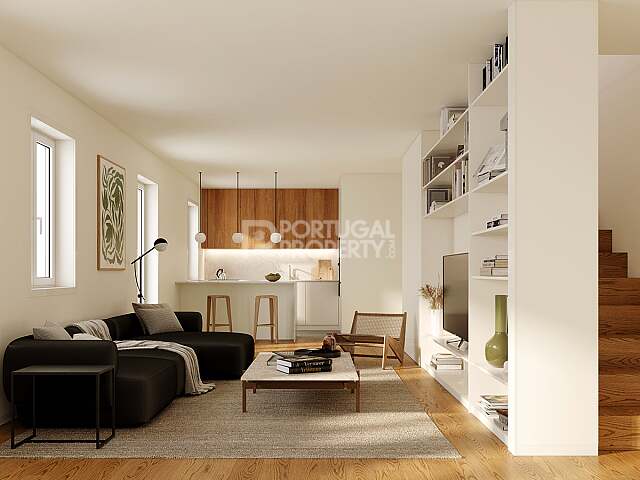 Spacious Three-Bedroom Duplex Apartment with Distinctive Layout