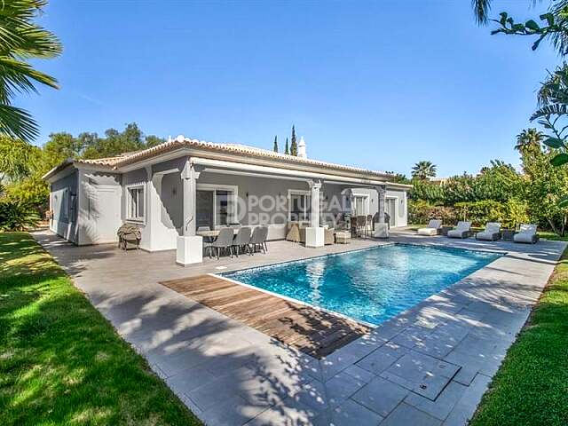 Vila Sol Fully Renovated Designer Villa with Heated Pool