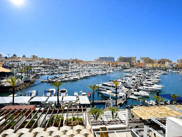 Frontline Vilamoura Marina Apartment Fully Renovated