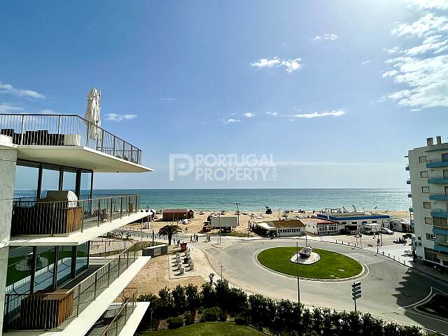 Luxury Two-Bedroom Apartment With Sea Views