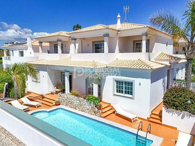 Renovated Six-Bedroom Villa with Sea Views near Porto de Mós Beach