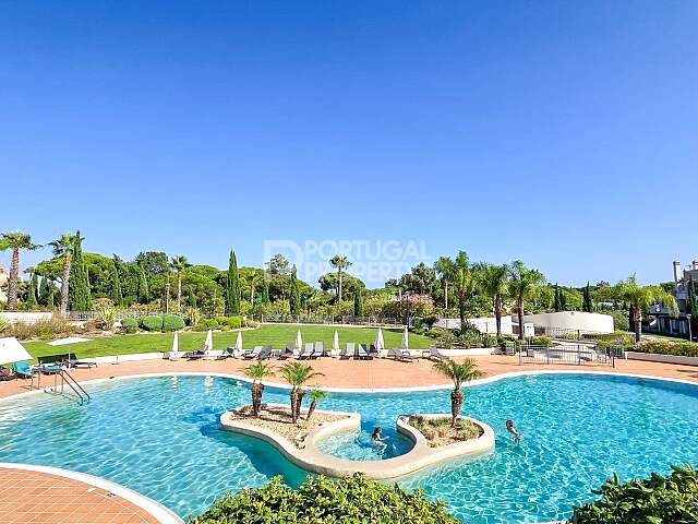 Two-bedroom apartment with 61 m² private terrace  in Vilamoura