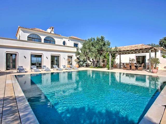 Dream Villa on top of the World