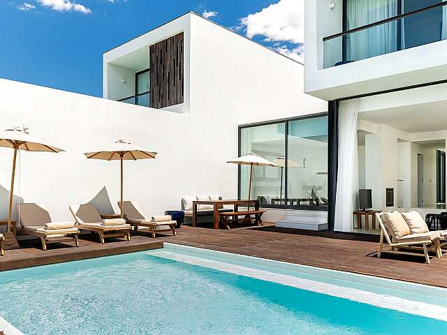 Moradia no Alentejo com Piscina e Privilégios de Resort