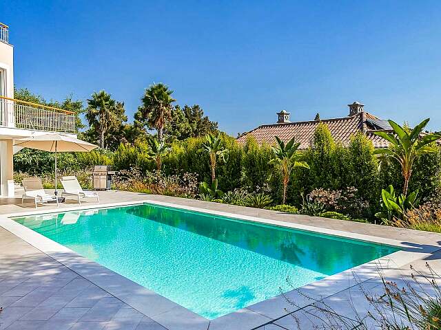 Tranquil Quinta do Lago Haven with Pool and Great Amenities