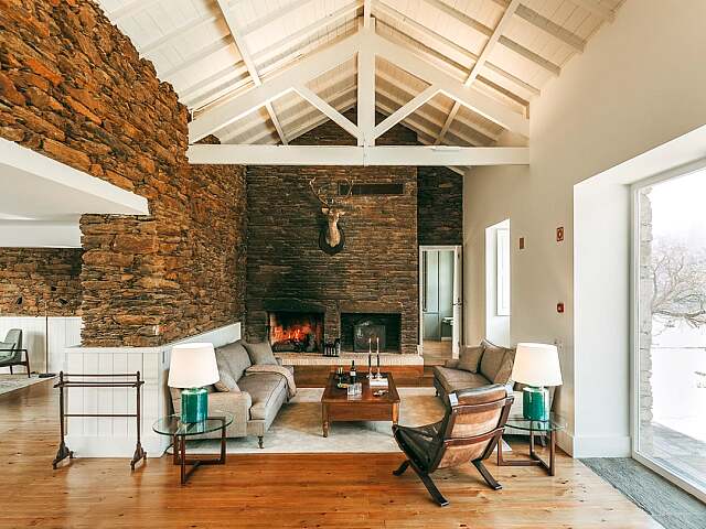 Secluded Douro Rental with Pool and Stunning Views