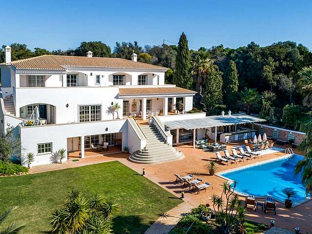 Refúgio Idílico no Algarve com Piscina e Mini-golfe