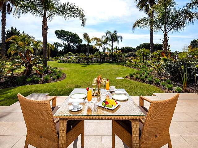 One-Bedroom Resort Apartments in Quinta Do Lago